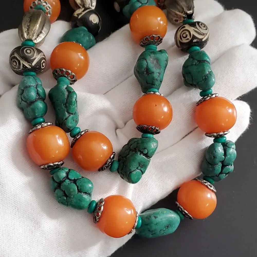 NWT Bohemian Boho Orange Bead Lot of 2 Necklaces‎ 19 to 22 in. World Mrkt India